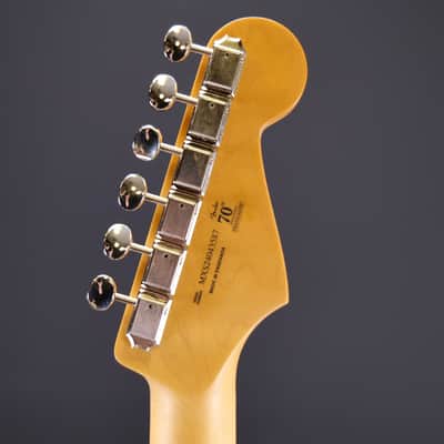 Fender Player II Stratocaster Left Hand Maple Aquatone Blue image 12