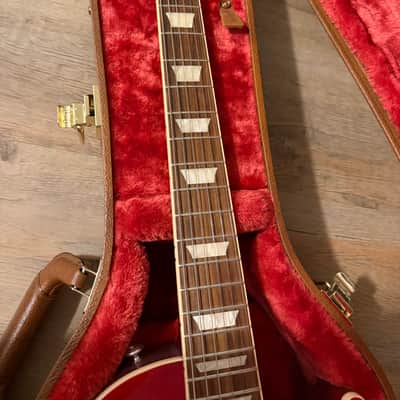 Gibson Les Paul Classic 2022 - Transparent Cherry image 4