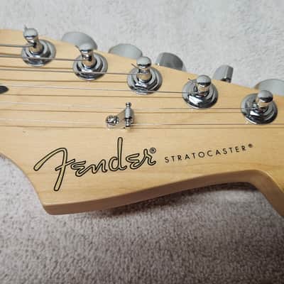 Fender Player Stratocaster 2023 - Surf Pearl image 8