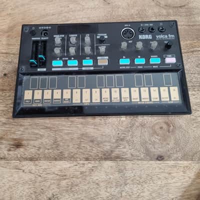 Korg Volca FM Digital FM Synthesizer/Sequencer 2016 - 2022 - Black