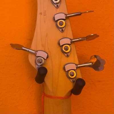 Mike Lull M5V 5 String Jazz Bass - Natural image 3