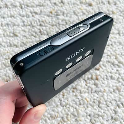 SONY EX808 Walkman Cassette Player ! Excellent Black ! Working ! image 3