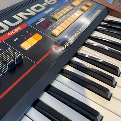 Roland Juno-60 61-Key Polyphonic Synthesizer 1982 - 1984 Black image 8