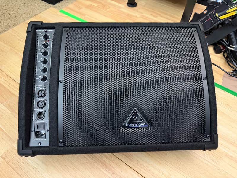 Behringer Eurolive F1220D Bi-Amp 250-Watt 12" Active Floor Monitor
