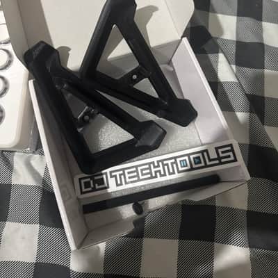 DJ Tech Tools Midi Fighter 3D 2010s - White image 2