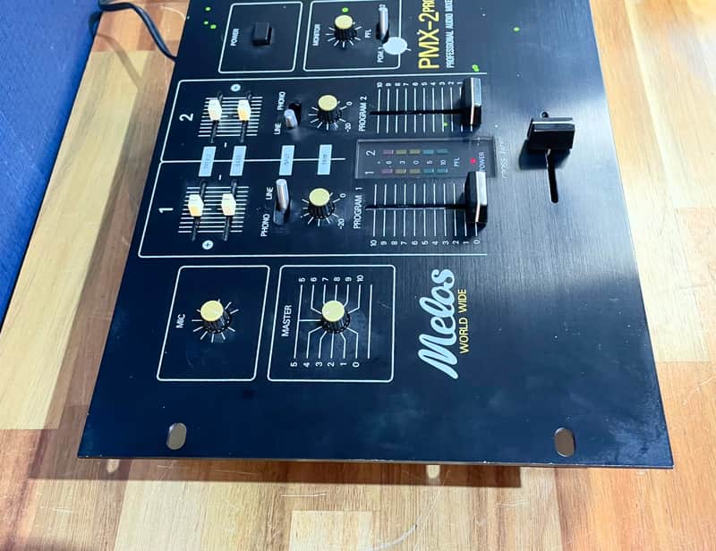 Melos DMC PMX-2 Pro Official World DJ Championship Mixer [Very