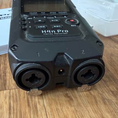 Zoom H4n PRO Handy Digital Multitrack Recorder 2010s - All Black image 3