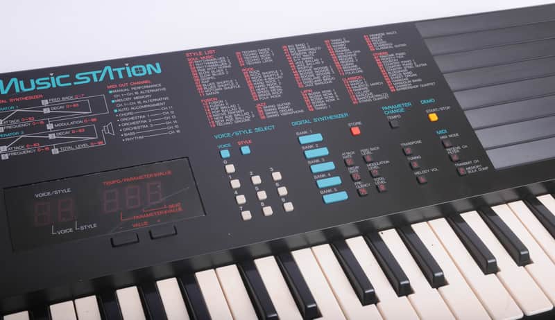 Yamaha PSS-780 Music Station Keyboard FM Synthesizer 61 Keys | Reverb
