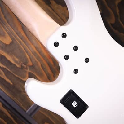 Sandberg California VM4 Virgin White High Gloss image 9