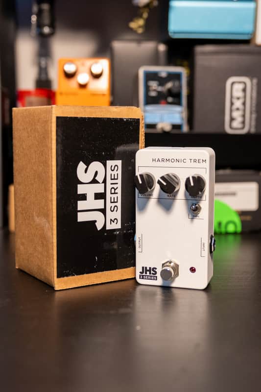 JHS 3 Series Harmonic Trem