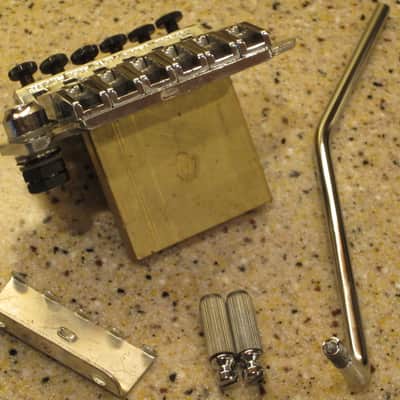 Peavey Wolfgang Floyd Rose Lic EVH Tremolo Chrome Double Locking Guitar Bridge image 3
