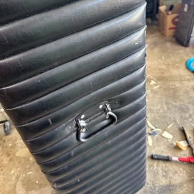 Kustom B 200 70’s - Black tuck n roll image 7