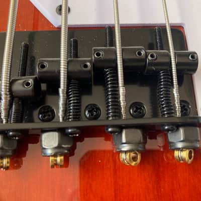 Kala UBASS Solid Body Sunburst with Flatwound Strings image 3