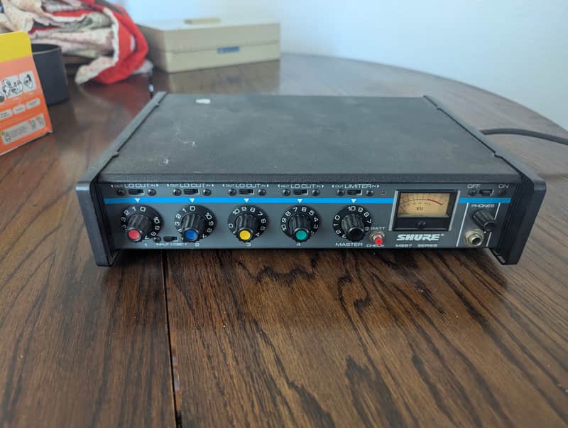 Shure M267 - 4 channel Mic pre and limiter image 1