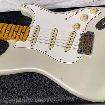 NEW! Fender Custom Shop Special Run '69 Stratocaster Journeyman Relic - Handwound P/U's - Aged Frost White Pearl - Reverse Headstock - 8lbs - Authorized Dealer - SUPER RARE! G07472 image 9