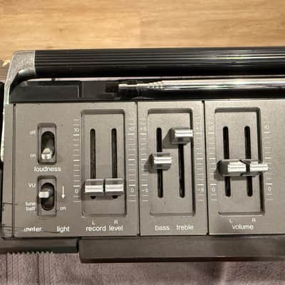 Sharp GF-303SB Vintage Radio Cassette Boombox 1978-1979 - Dark gray image 6