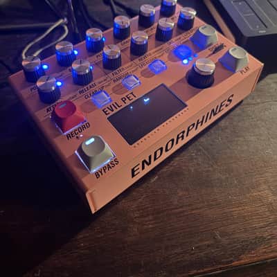 Endorphin.es Evil Pet 2026 - Present - Red image 2