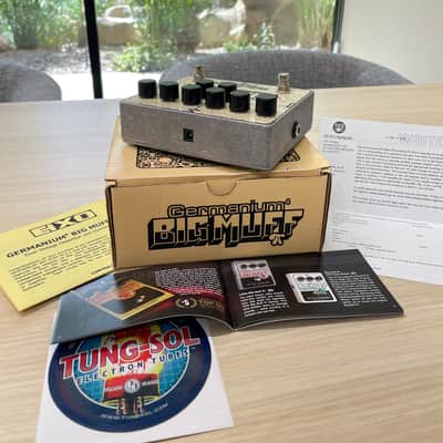 Electro-Harmonix Germanium 4 Big Muff Pi Overdrive & Distortion W Box + Box Candy! image 6