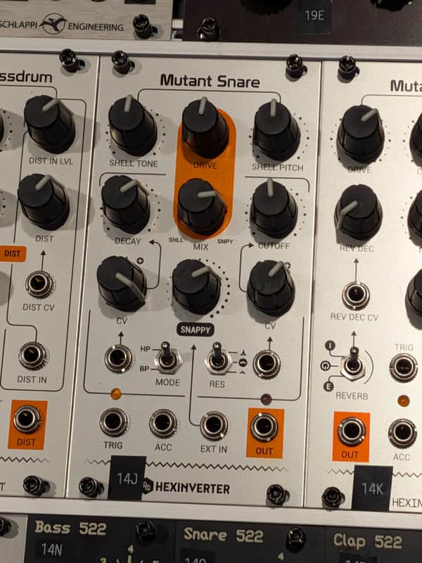 Hexinverter Mutant Snare 2010s - Silver image 1