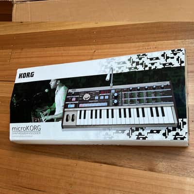 Korg MicroKORG 37-Key Synthesizer/Vocoder - Silver