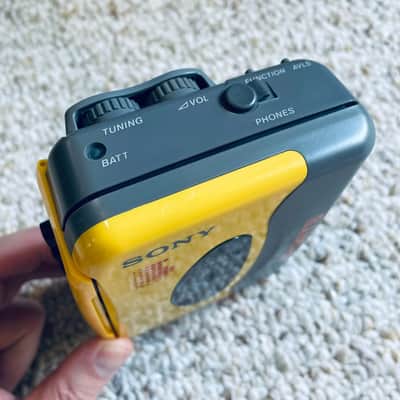 [Rare Full Set] Sony WM-SXF10 Walkman Cassette Player, Mint Yellow, Working ! image 10