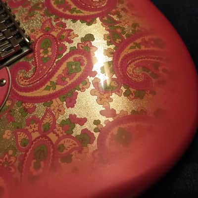 Fender Stratocaster 1985 made in Japan. All original. Paisley Pink. The Pink Panther. image 5