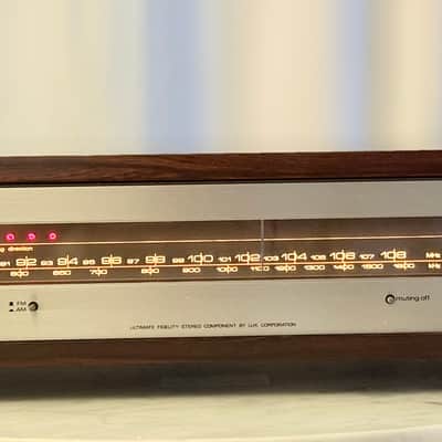 🎶✨ Luxman T-400 AM/FM Stereo Tuner — Original Factory Box, U.S. 120V, Wood Cabinet, Cleaned & Tested image 2