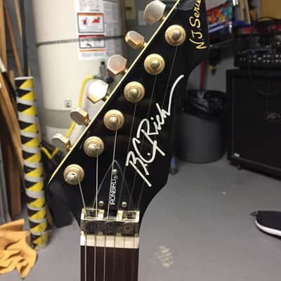 BC Rich Ironbird 80s Red image 11
