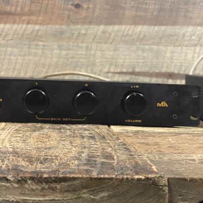 MFA Magus preamplifier and power supply image 3