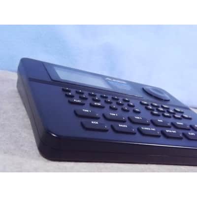 Alesis SR-16 Drum Machine (16 BIT) image 8