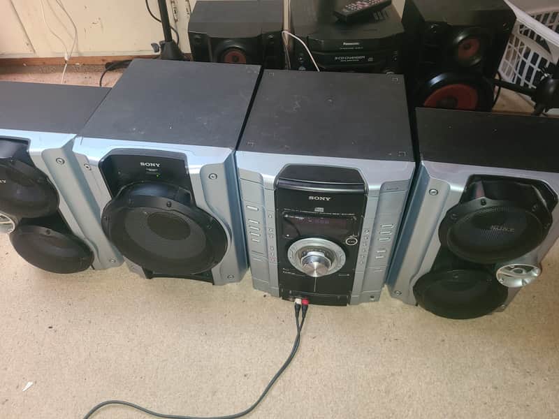 Sony MHC-GX450 Early 2000's- **READ** image 1