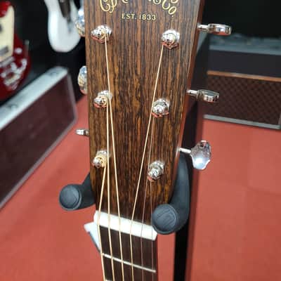 Martin Standard Series D-28 Satin 2023 - 2024 - Amberburst image 2