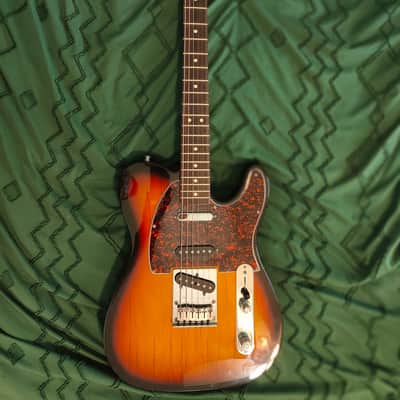 Fender Deluxe Nashville Power Telecaster 2000 Sunburst image 4