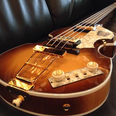 Horfner Limited Edition Beatle Bass 1962 Ed Sullivan Show Electric Violin Bass Right Handed Sunburst image 4