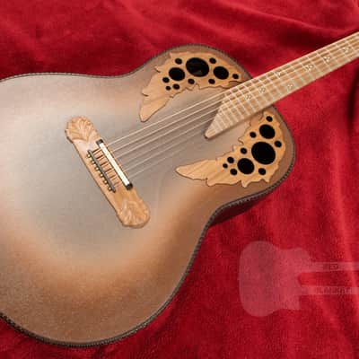 Ovation Adamas 1687GT-9W Deep Bowl Reverse Brown Tri-Burst image 2