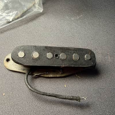 Fender Vintage Mid-1960s Mustang / Duo-Sonic Pickup – Original Flat Pole – Needs Rewind 1965 image 1