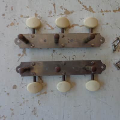 Vintage 1950 's Waverly 3X3 Guitar Tuners - Harmony - Silvertone - Kay Strip Tuning Pegs image 3