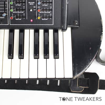 MOOG LIBERATION - Fully Refurbished & Better Than The Rest - analog synthesizer keytar rogue VINTAGE SYNTH DEALER Bild 6
