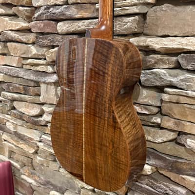 Martin Custom Shop 00-14F - Natural Spruce / Claro Walnut w/ Original Case image 6