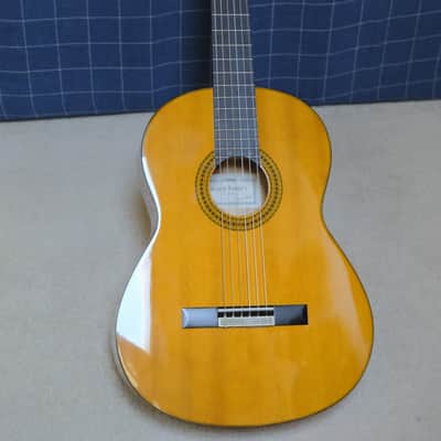 Yamaha GC12 Cedar Top Classical Guitar image 2