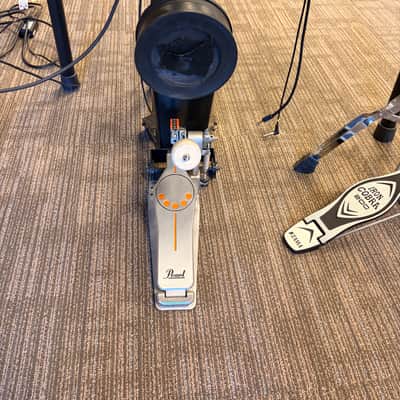 Roland TD-17 V-Drum Kit with Mesh Pads & extras image 2
