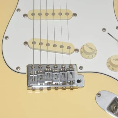 Fender Japan ST72-53 YWH MADE IN JAPAN N serial Electric Guitar Ref. No 7222 image 5