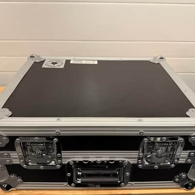 Stanton ST.150 - High Torque Turntable Road Case & D500 AL MKII Cartridge - Gray image 15