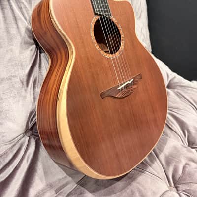 Lowden  050c - Cocobolo / Sinker redwood image 1