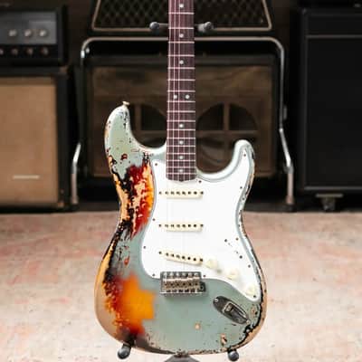 Fender Custom Shop 1965 Stratocaster Super Heavy Relic Electric Guitar - Super Faded Aged Firemist Silver over 3-Color Sunburst with Hardshell Case image 3