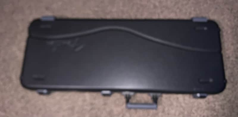 Fender Hardshell case for STRATOCASTER or telecaster strat tele