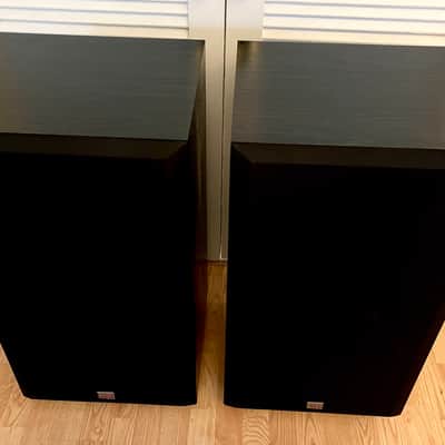 Cerwin Vega RE-30 Series Tower Floor Standing Speakers Great. Tested image 3