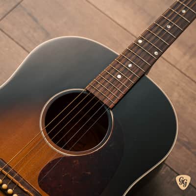 Gibson J-45 2006 - Sunburst image 2