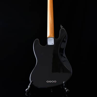 Fender American Standard Jazz Bass 1997 in Black - Active image 17