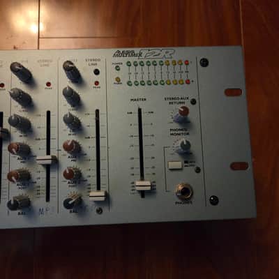Alesis MultiMix 12R Rackmount 12-Channel Mixer - White/Silver image 2